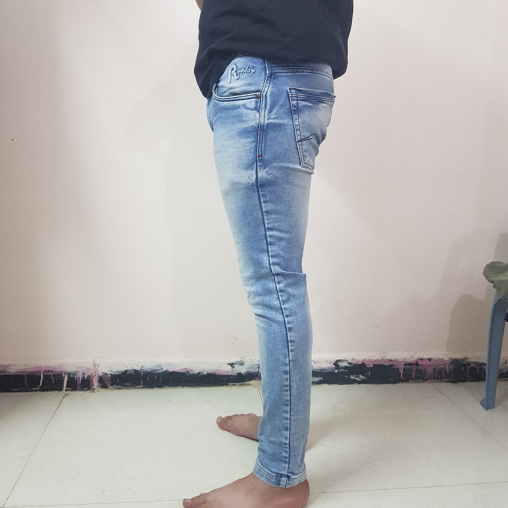 JEANS - Picture 4 of 7